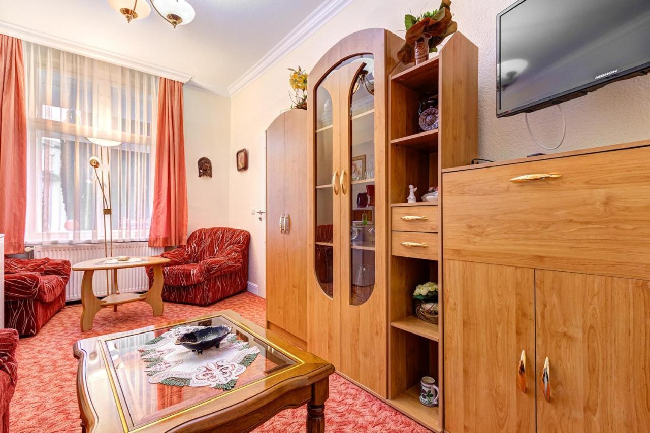 Pension Mittag Heringsdorf  Buitenkant foto