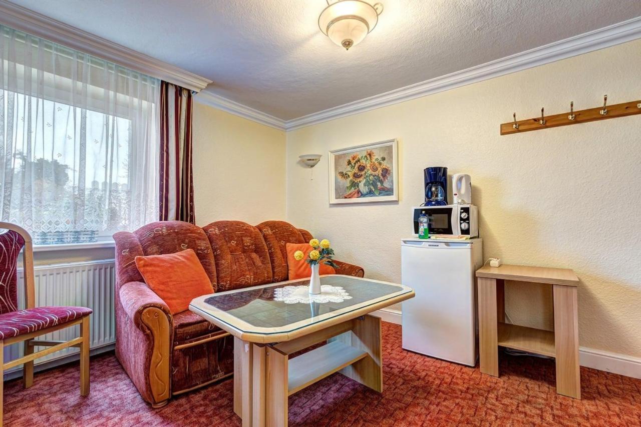 Pension Mittag Heringsdorf  Buitenkant foto