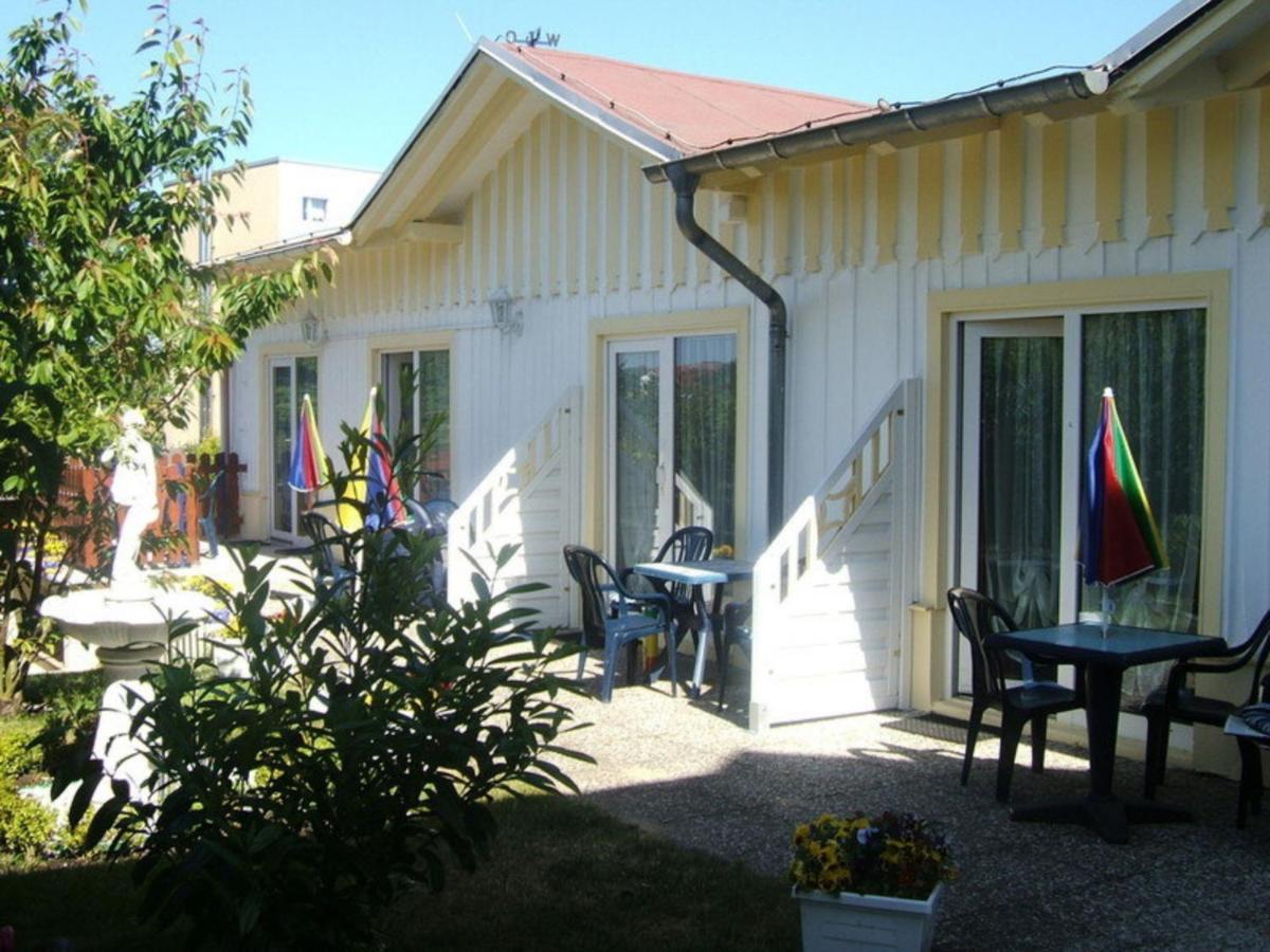 Pension Mittag Heringsdorf  Buitenkant foto
