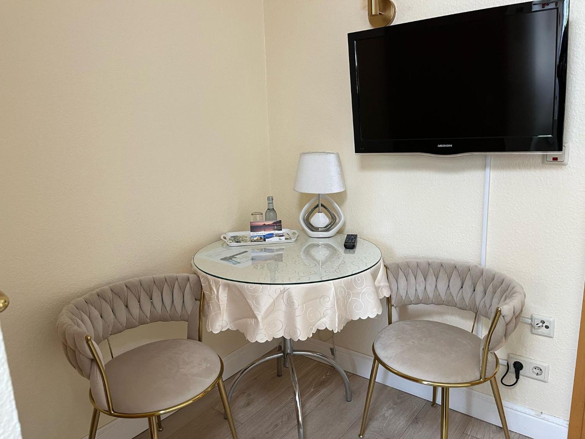 Pension Mittag Heringsdorf  Buitenkant foto