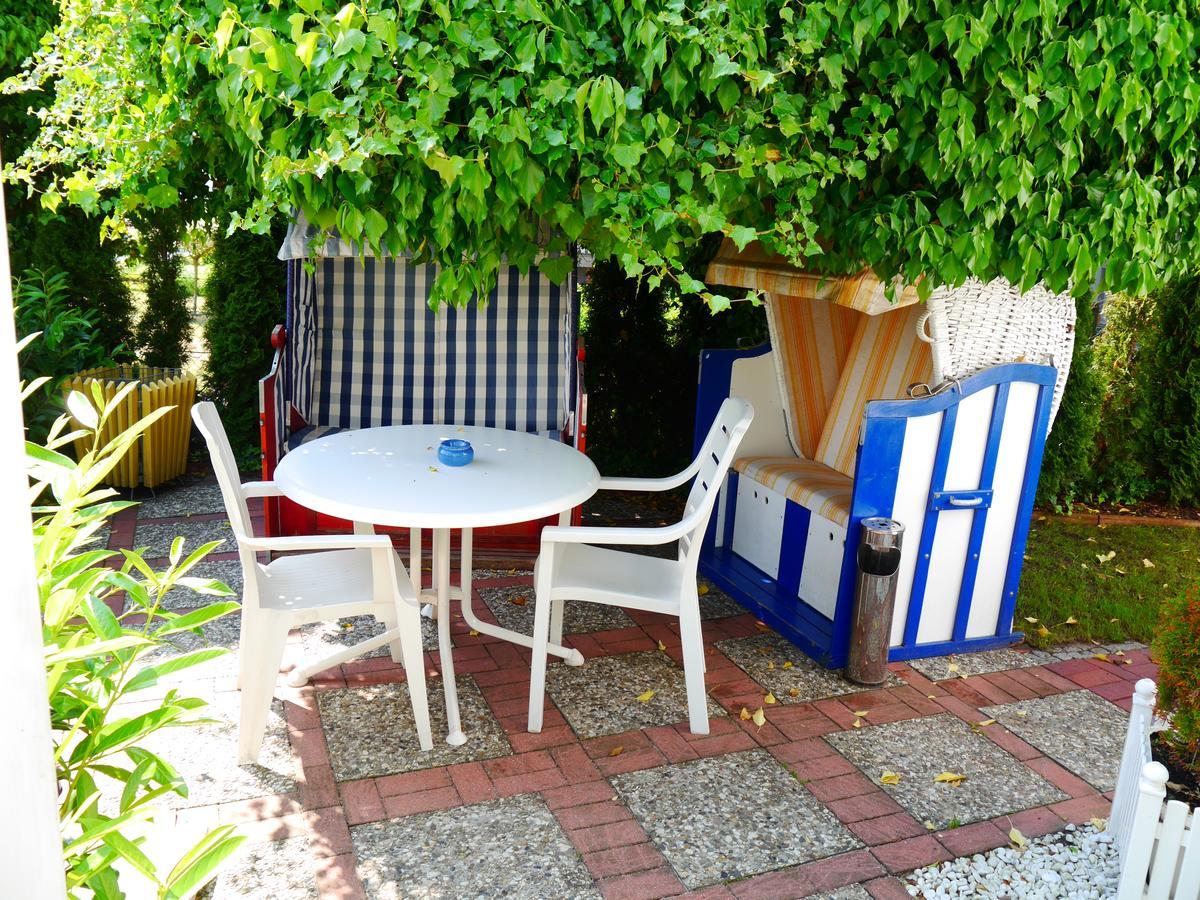 Pension Mittag Heringsdorf  Buitenkant foto