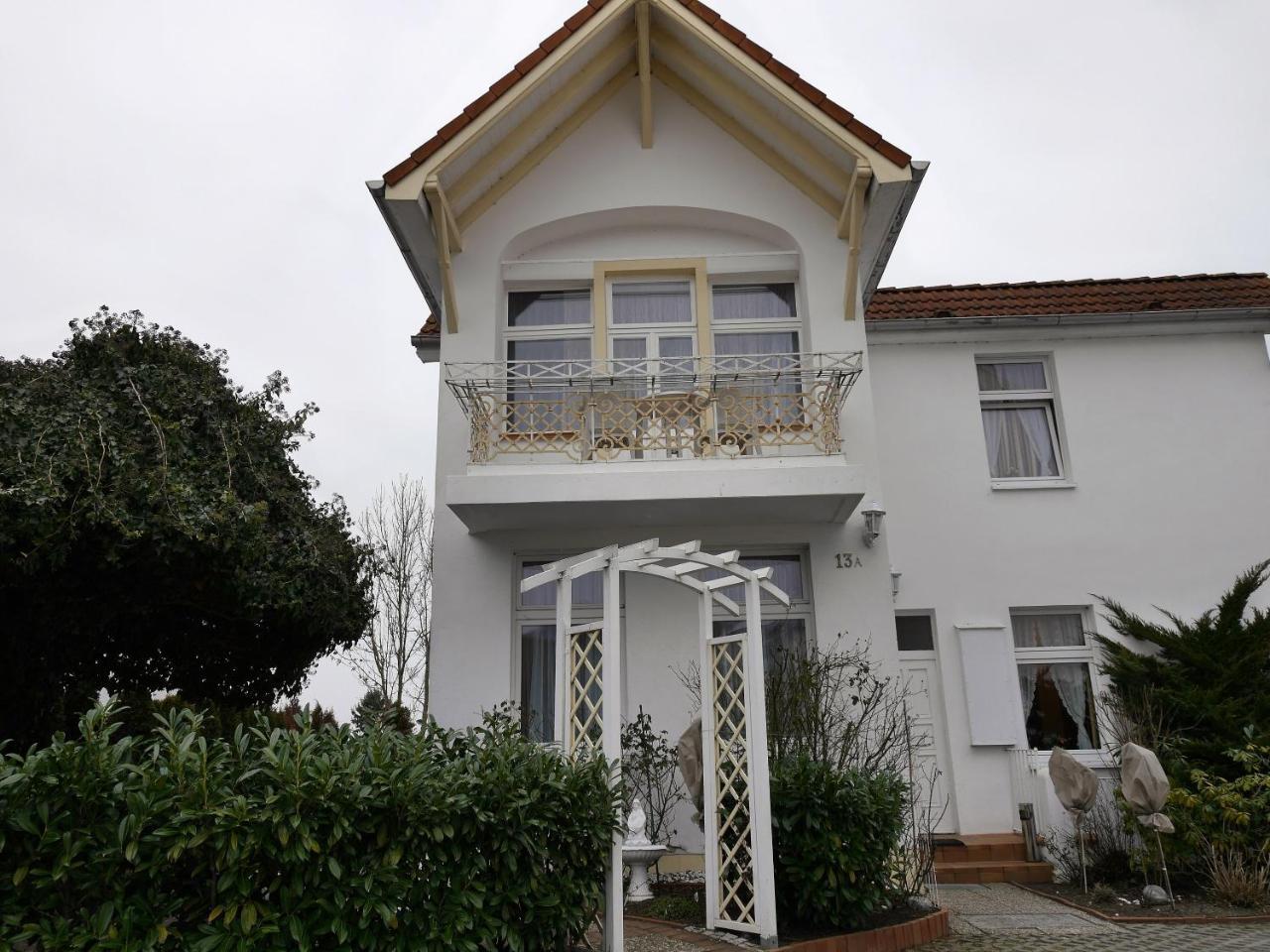 Pension Mittag Heringsdorf  Buitenkant foto